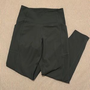 Girlfriend collective highrise pocket legging Moss